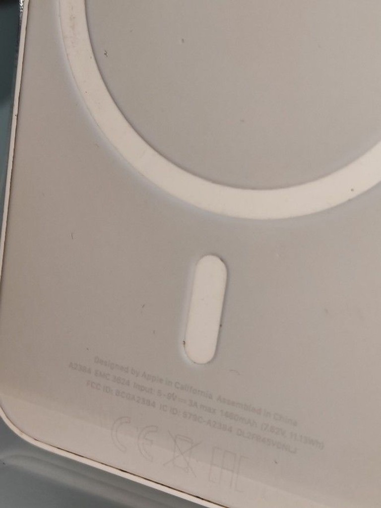 Объявление Apple magsafe battery pack a2384 1460mah Б/У