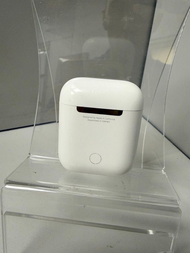 Оголошення Apple airpods 2nd generation a1602, a2031, a2032 Б/У