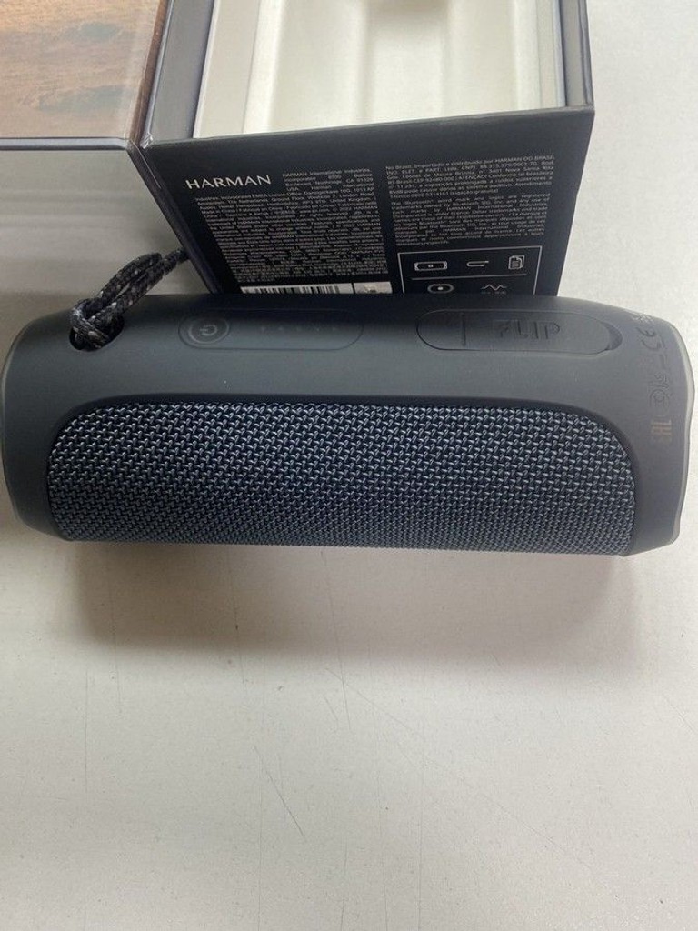 Купити Jbl flip essential 2 Б/У