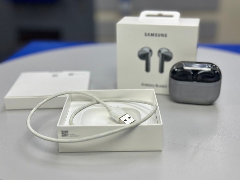 Розпродаж Samsung galaxy buds3, продавець Техноскарб