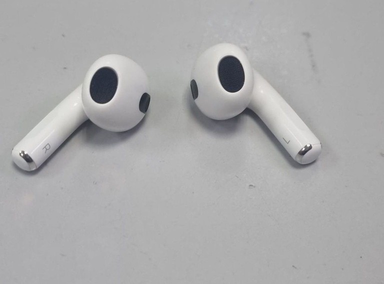 Apple airpods 3rd generation Код:01-201169970. Изображение 12