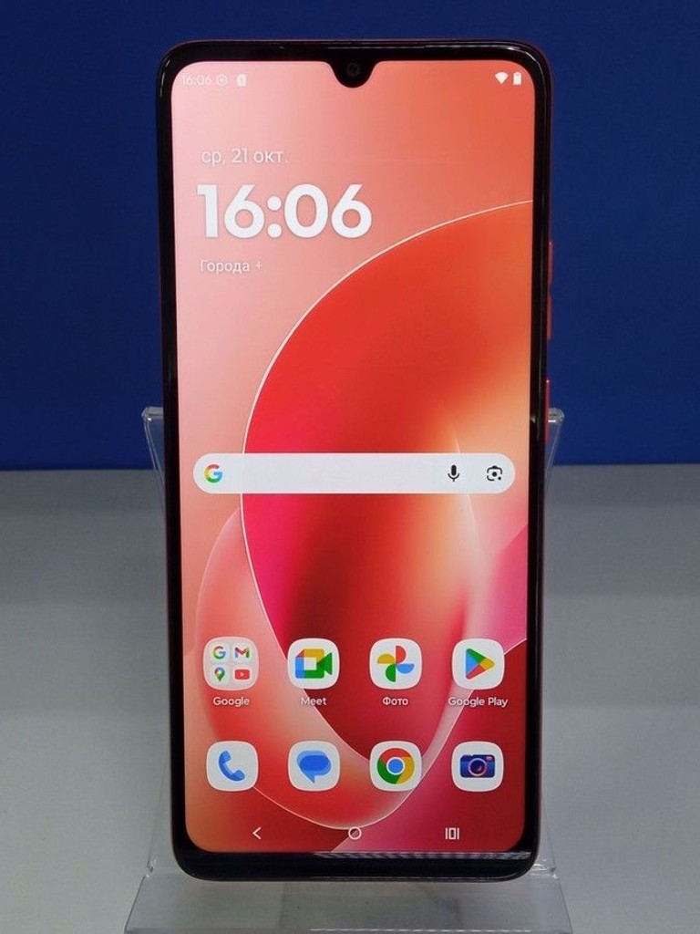 Купить Motorola moto g06 4g 4/64gb tendril Б/У