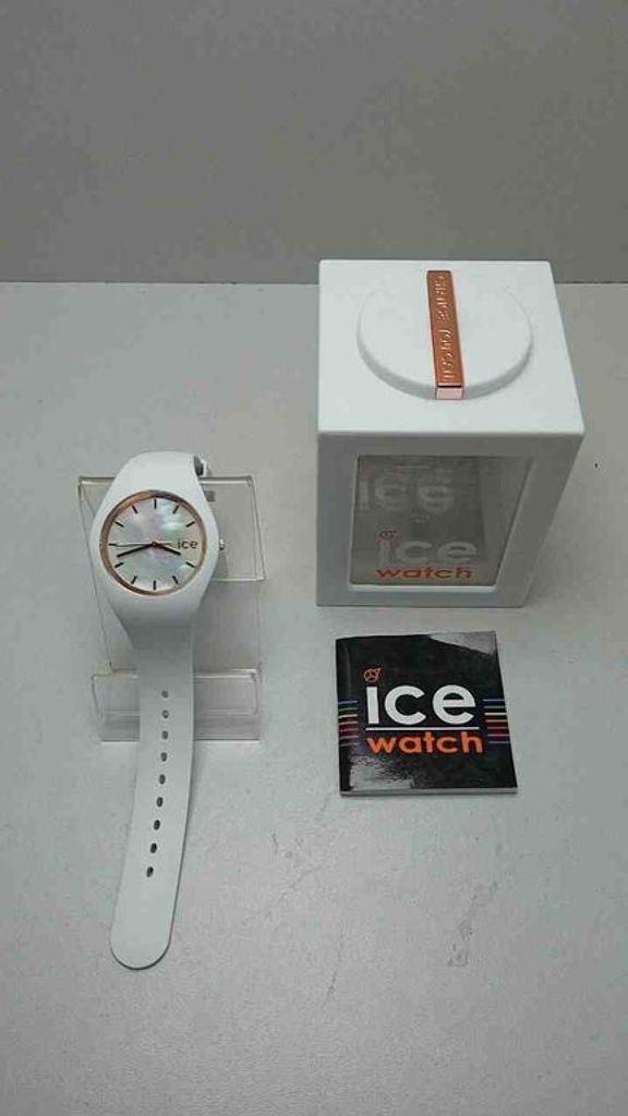 Купити ICE Watch Ice Pearl M White (016936) Б/У
