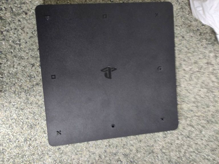 Дешиво  Sony PlayStation 4 Slim 1TB Black с ломбарда