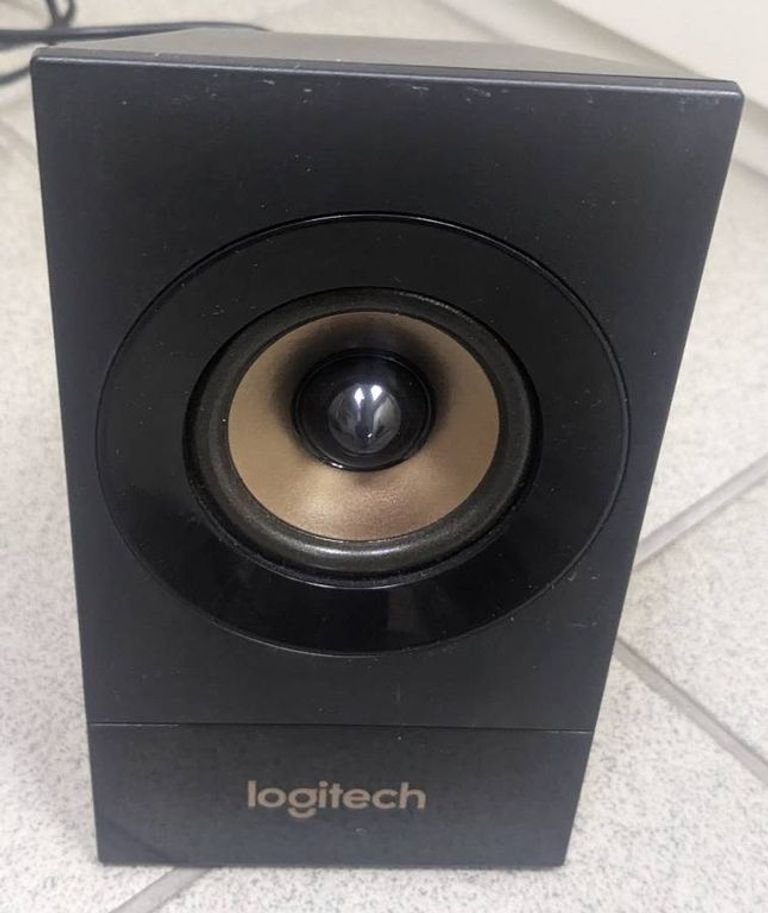 Logitech z-533