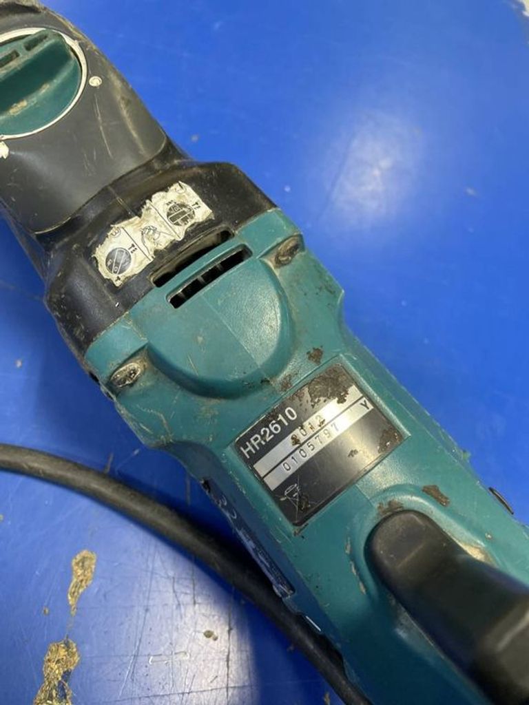 Makita HR2610