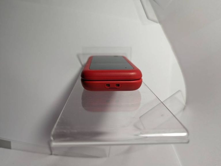 Nokia 2660 Flip Black Код:01-200121220. Изображение 6