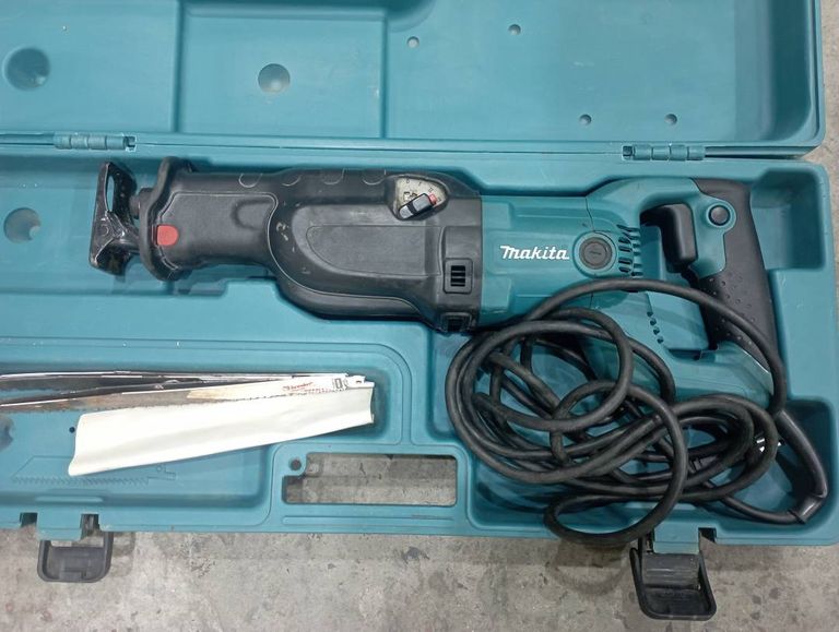 Makita jr 3060t