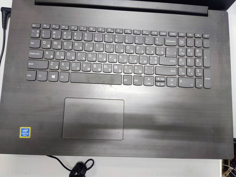 Оголошення Lenovo єкр. 17,3/ pentium 4415u 2,3ghz/ ram4gb/ hdd500gb/video intel hd610 Б/У