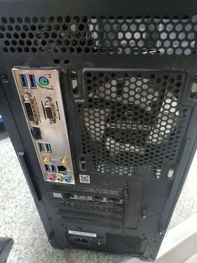 Дешево Пк amd ryzen 5 5600/ram 32 gb/hdd 1000 gb/ssd відсутній/nvidia rtx 4060 ti (geforce) 8gb gddr6 128bit з ломбарду