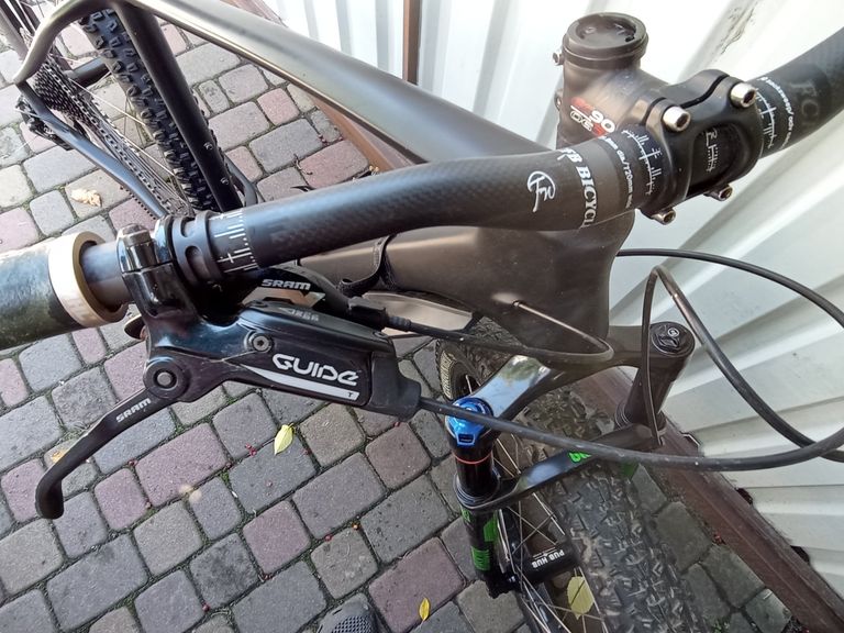 Дешево Carbon 29" з ломбарду