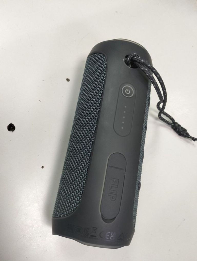 Дешиво Jbl flip essential 2 с ломбарда