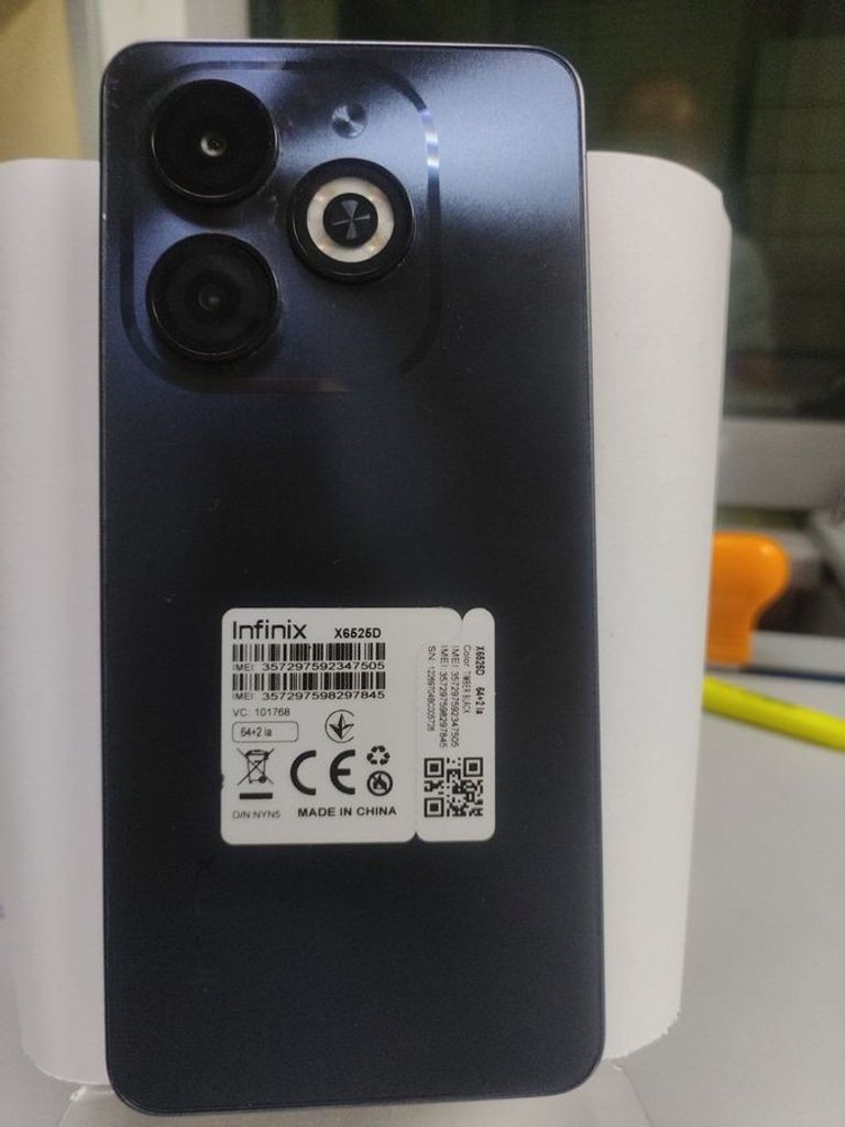 Дешиво Infinix smart 8 2/64gb с ломбарда