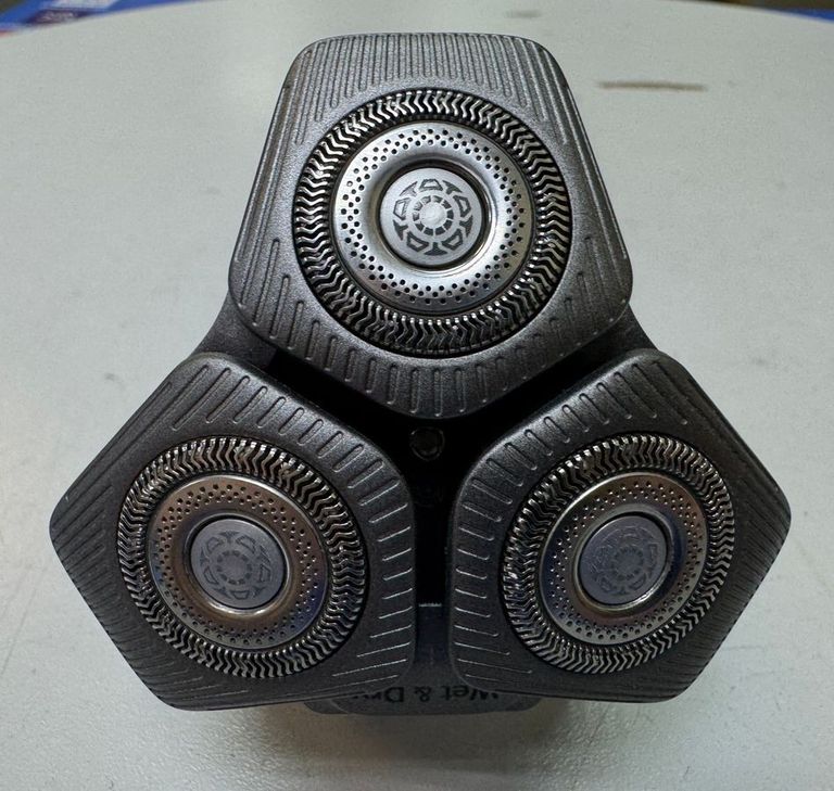 Оголошення Philips Shaver Series 9000 S9987/55 Б/У