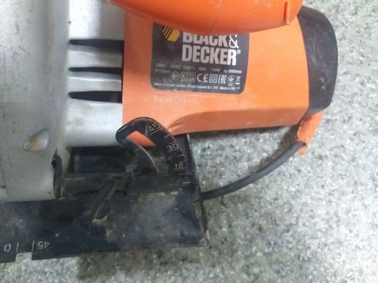 Оголошення Black & Decker cd-601 Б/У