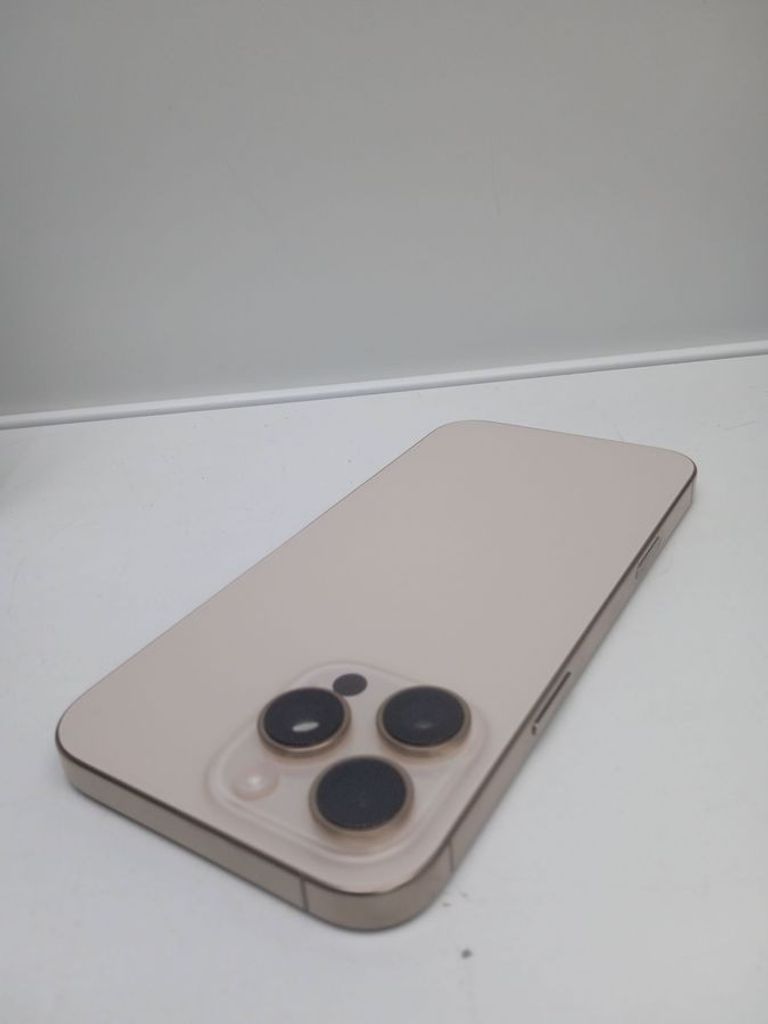 Apple iphone 16 pro max 256gb Код:01-200635503. Зображення 6