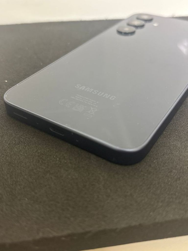 Распродажа Samsung galaxy a35 5g 6/128gb, продавец Техноскарб