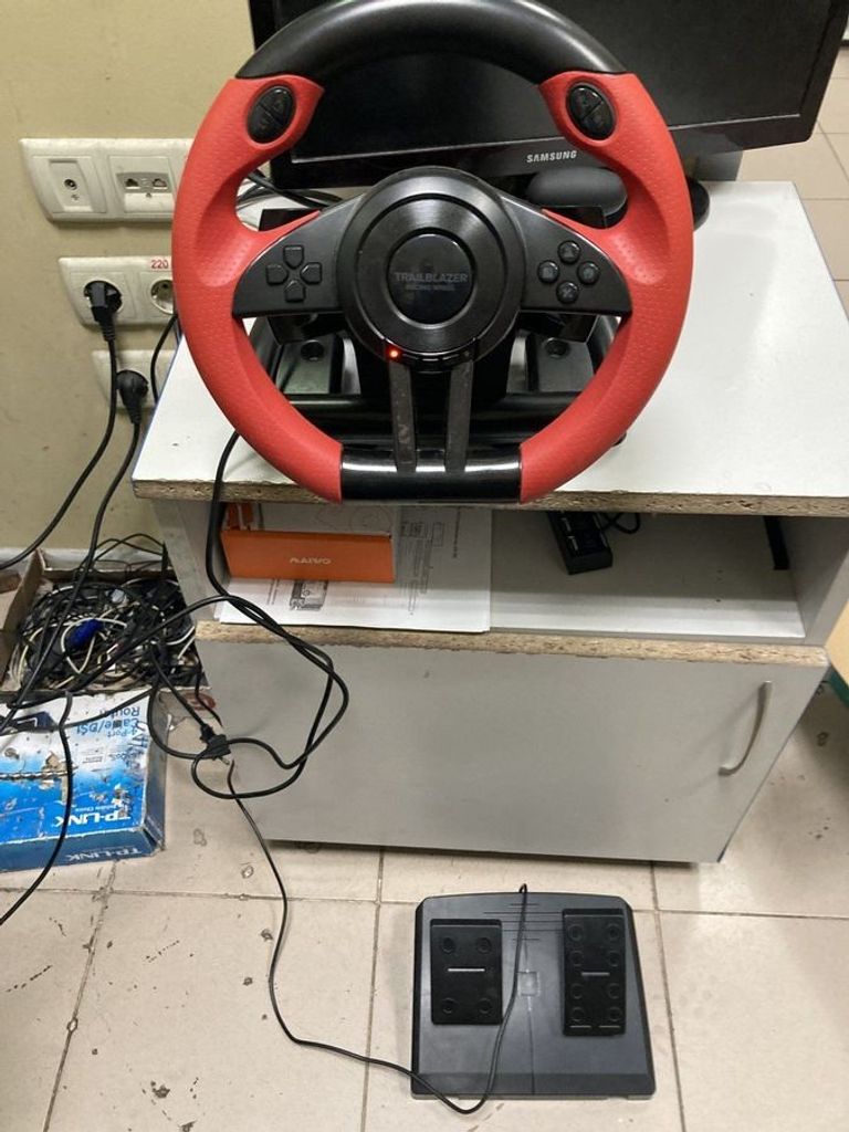 Купить Speed-link Trailblazer Racing Wheel for PS4/Xbox One/PS3/PC (SL-450500-BK) Б/У