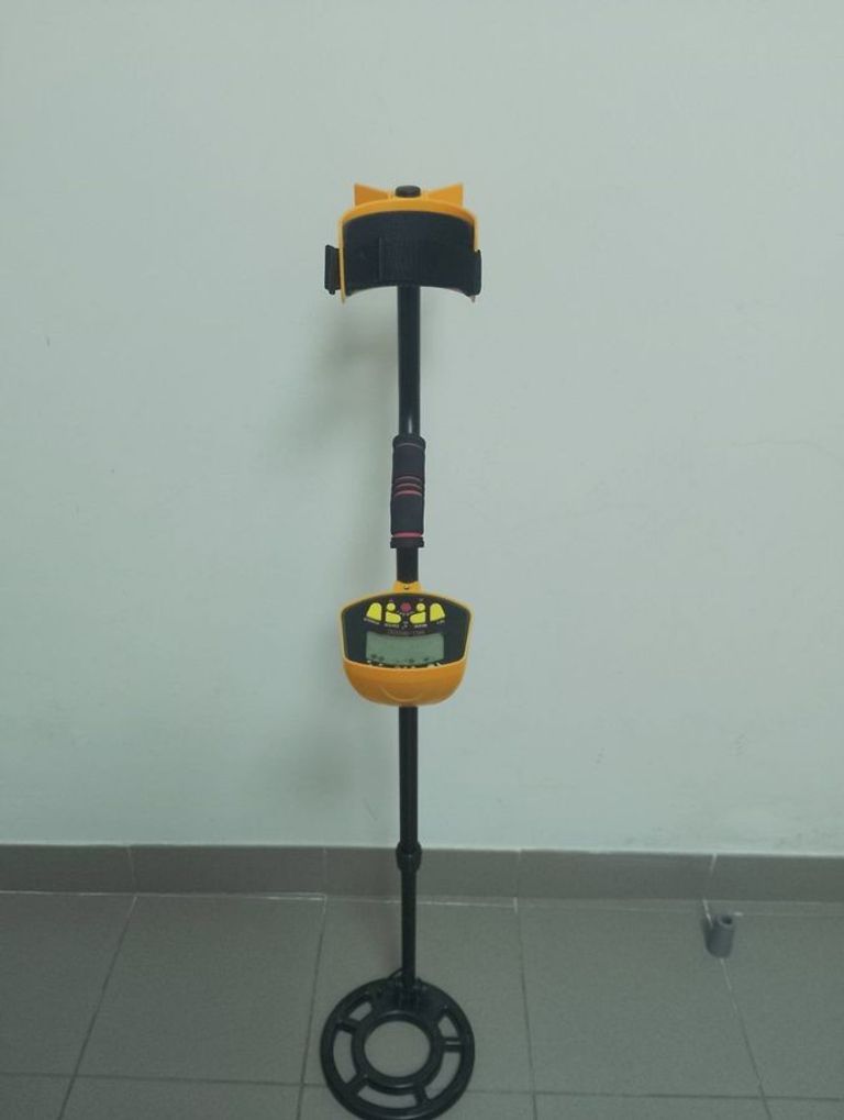 Купити Undergroun Metal Detector md-9020c Б/У