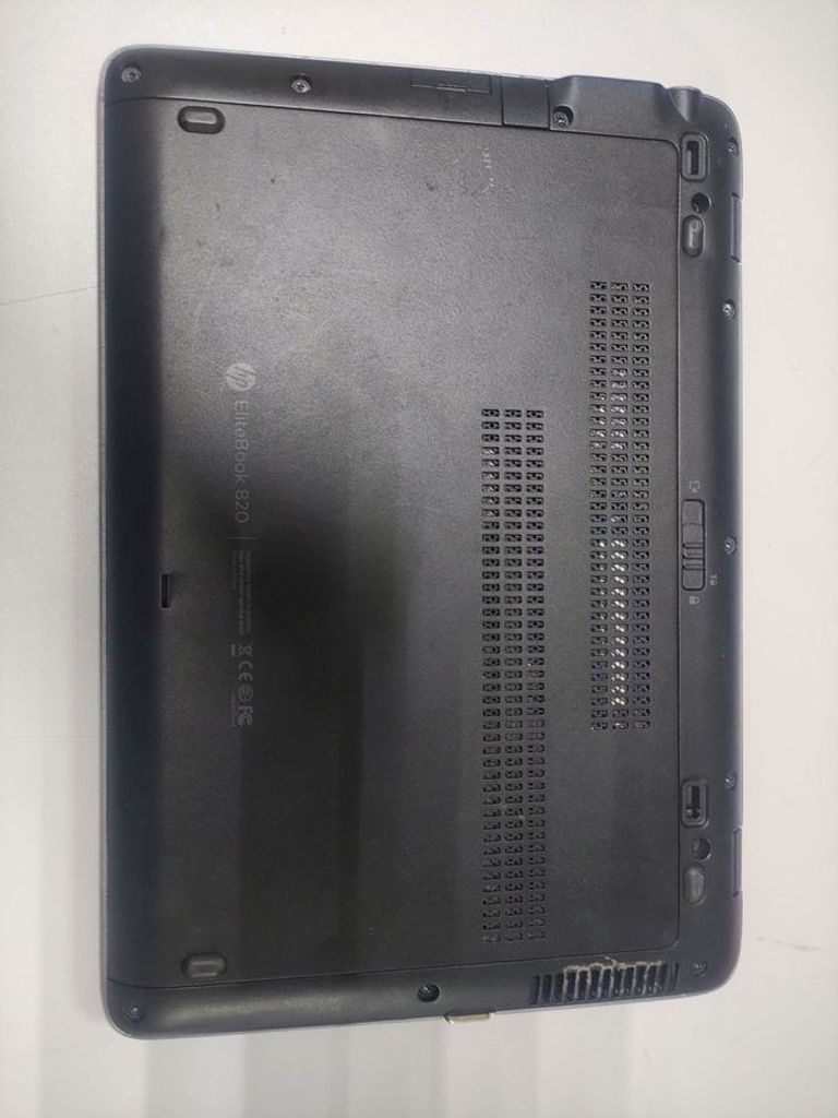 Дешево Hp 14/core i5 5200u ddr3/8gb ddr3/hdd *відсутній/ssd 500 gb/*інтегрована з ломбарду