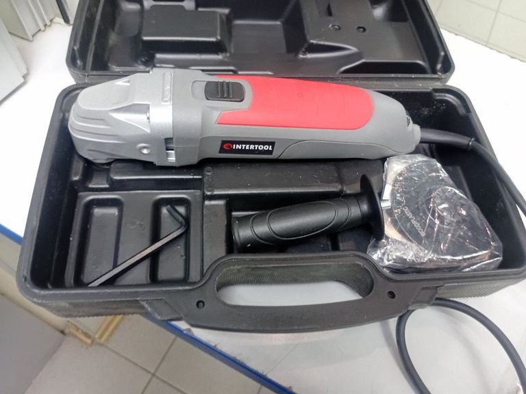 Объявление Ultra ULTRA Набір біт TORX 10мм 15шт S2 (4016912) Б/У