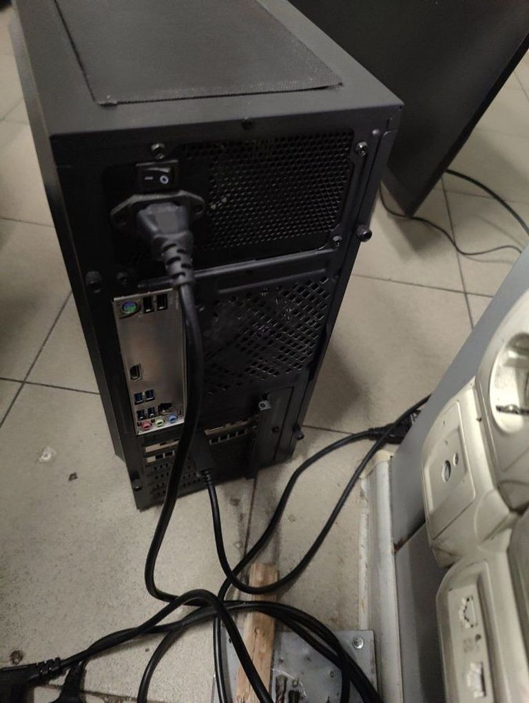 Дешиво Пк amd ryzen 5 4500/ram 16 gb/hdd 1000 gb/ssd 2000 gb/nvidia rtx 2060 super (geforce) 8gb gddr6 256bit с ломбарда