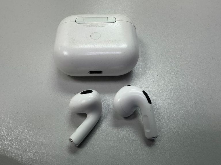 Оголошення Apple airpods 3rd generation Б/У