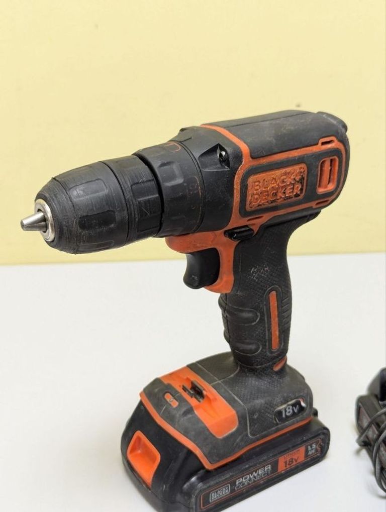 Купити Black&Decker bdcdc18kb Б/У
