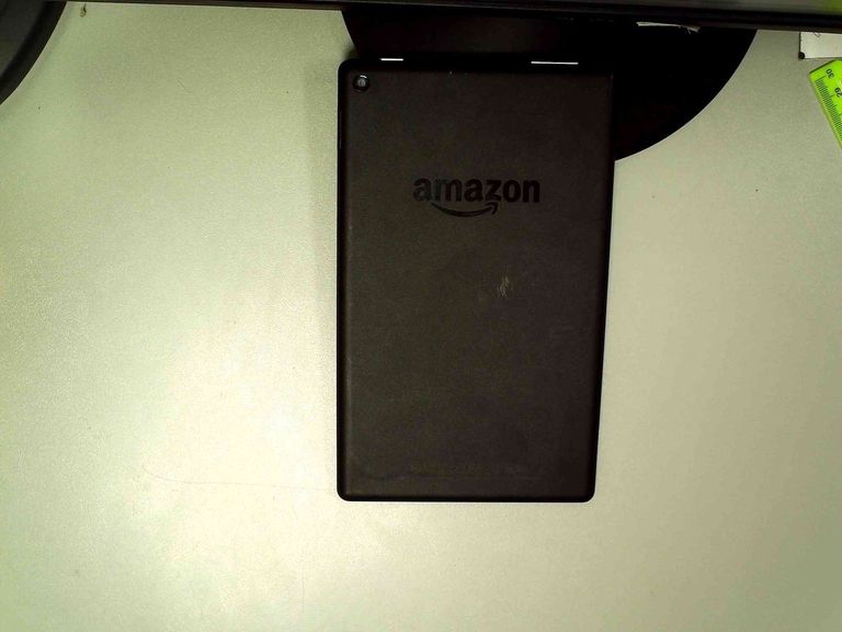 Дешево Amazon kindle fire hd 8 16gb з ломбарду