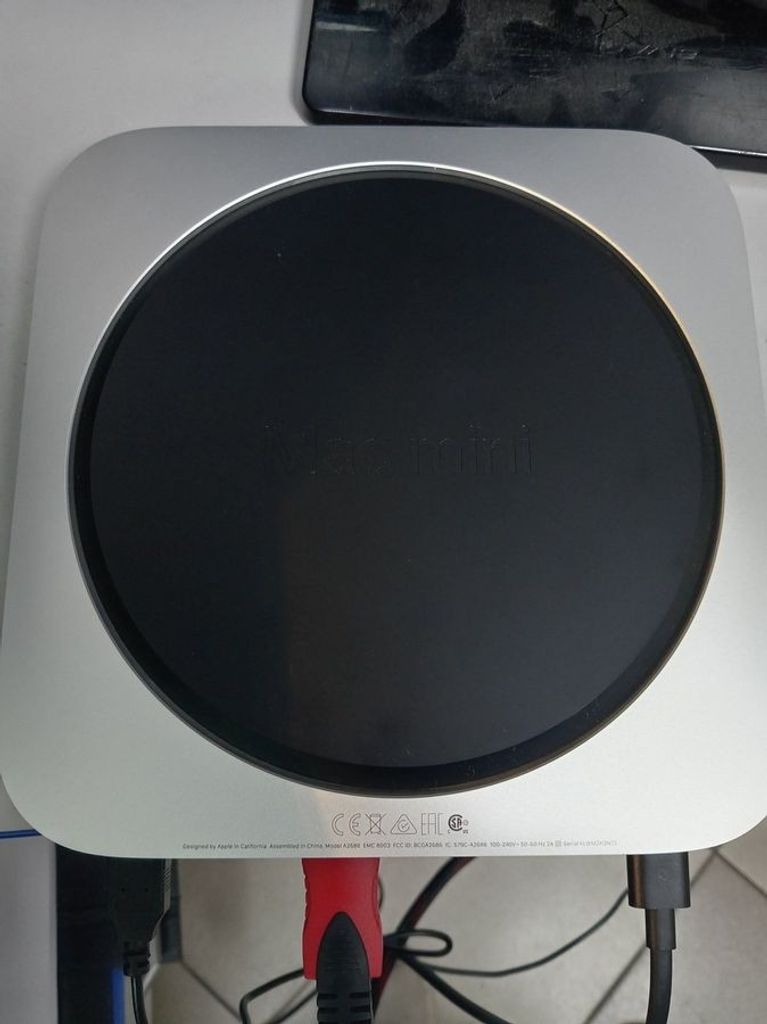 Купити Apple mac mini a2686 mmfj3 m2/8core/ram 8gb/ssd256gb Б/У
