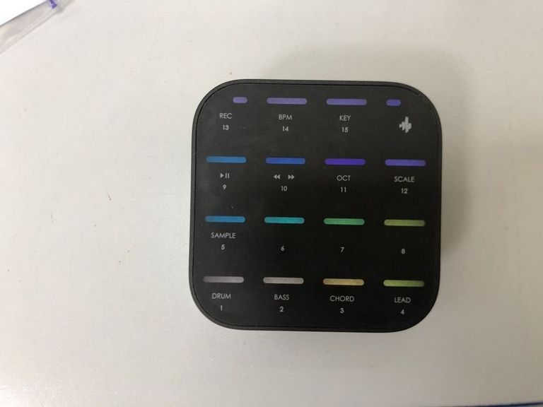 Купить Donner Music medo portable synthesizer-midi controller Б/У