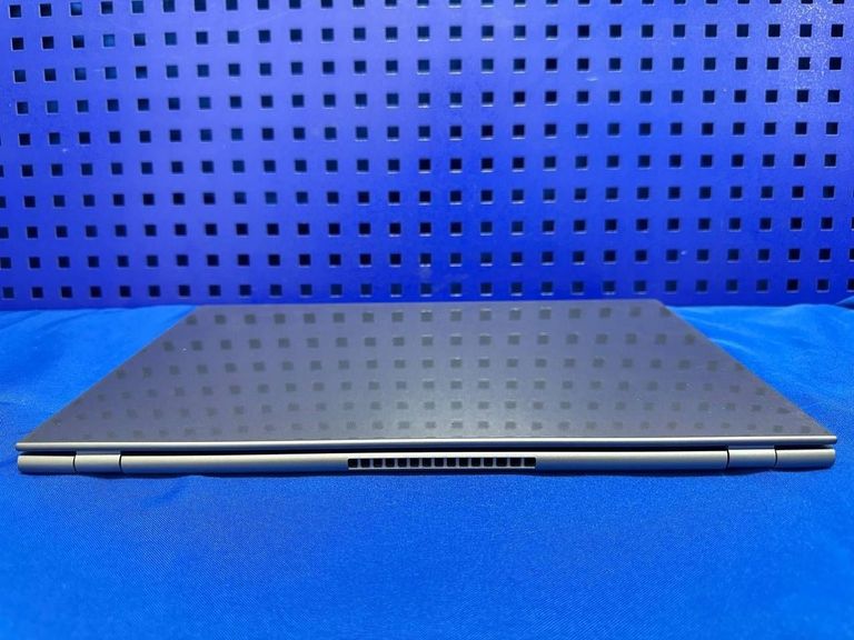 Объявление Ryven екр 15.6"/ core i5 1240p/ ram 16gb/ ssd 512gb/ intel iris xe graphics Б/У