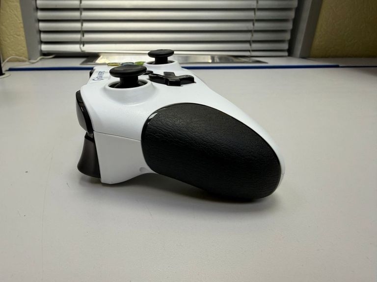 Дешиво Gamepro mg650w-black с ломбарда