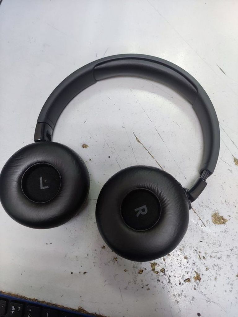 Дешиво Jbl tune 660nc с ломбарда