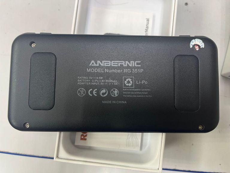 Дешиво Anbernic rg351p с ломбарда
