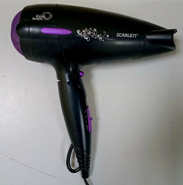 Оголошення Scarlett SC-1076 Black Б/У