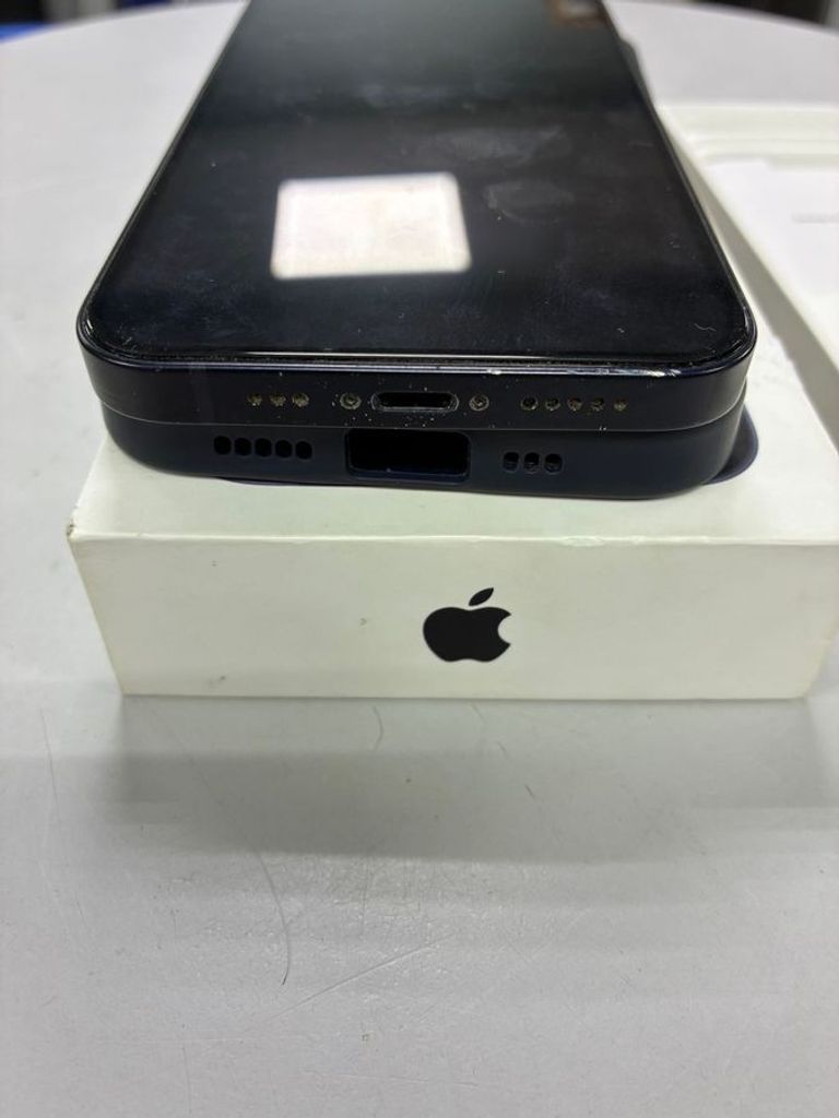 Apple iPhone 12 64GB (PRODUCT)RED Код:01-200820212. Зображення 5