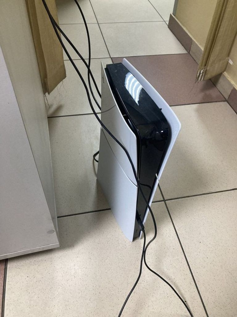 Объявление Sony PlayStation 5 Slim Digital Edition 1TB Б/У