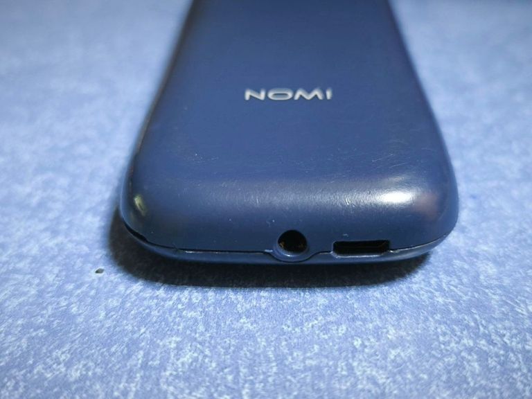 Дешево Nomi i1890 Blue з ломбарду