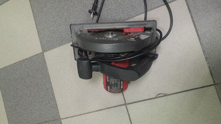 Дешево Vitals Rg 1913BW з ломбарду