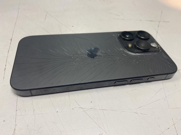 Apple iphone 15 pro 128gb esim Код:01-200850656. Изображение 5