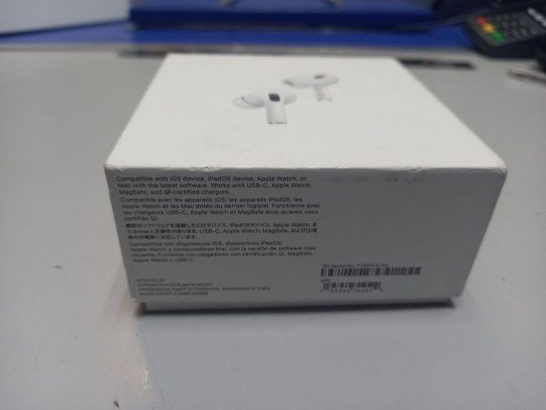 Купити Apple airpods pro 2nd generation with magsafe charging case usb-c Б/У