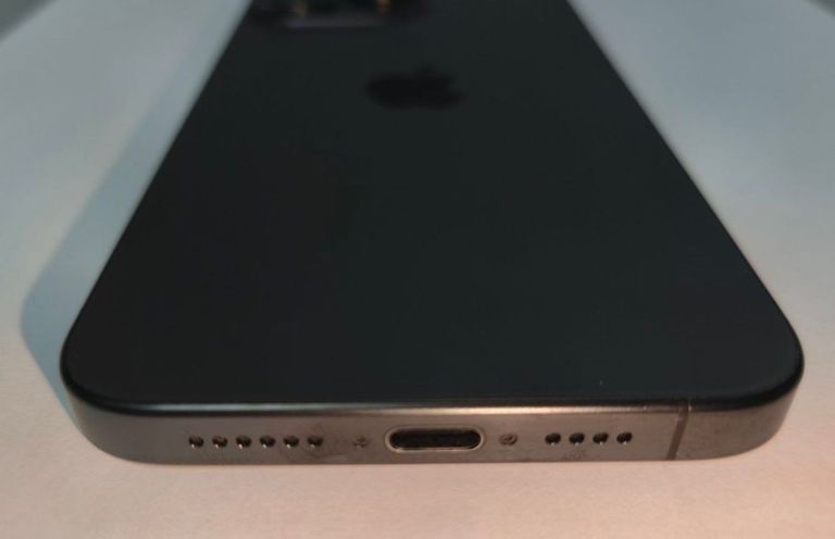 Apple iphone 15 pro max 256gb Код:01-200875446. Изображение 10