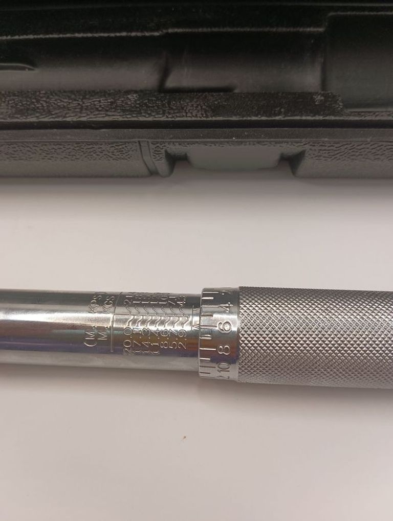 Дешево Intertool XT-9006 з ломбарду