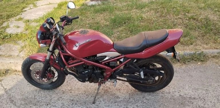 Дешиво Suzuki bandit 250 с ломбарда
