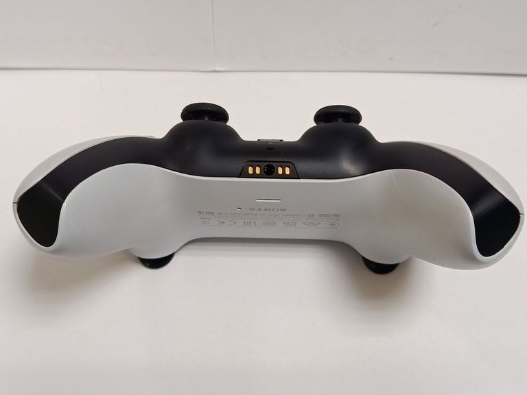 Оголошення Sony DualSense Black Б/У