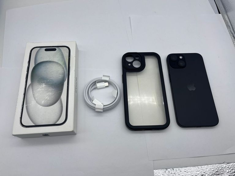 Купити Apple iPhone 15 128GB Green Б/У