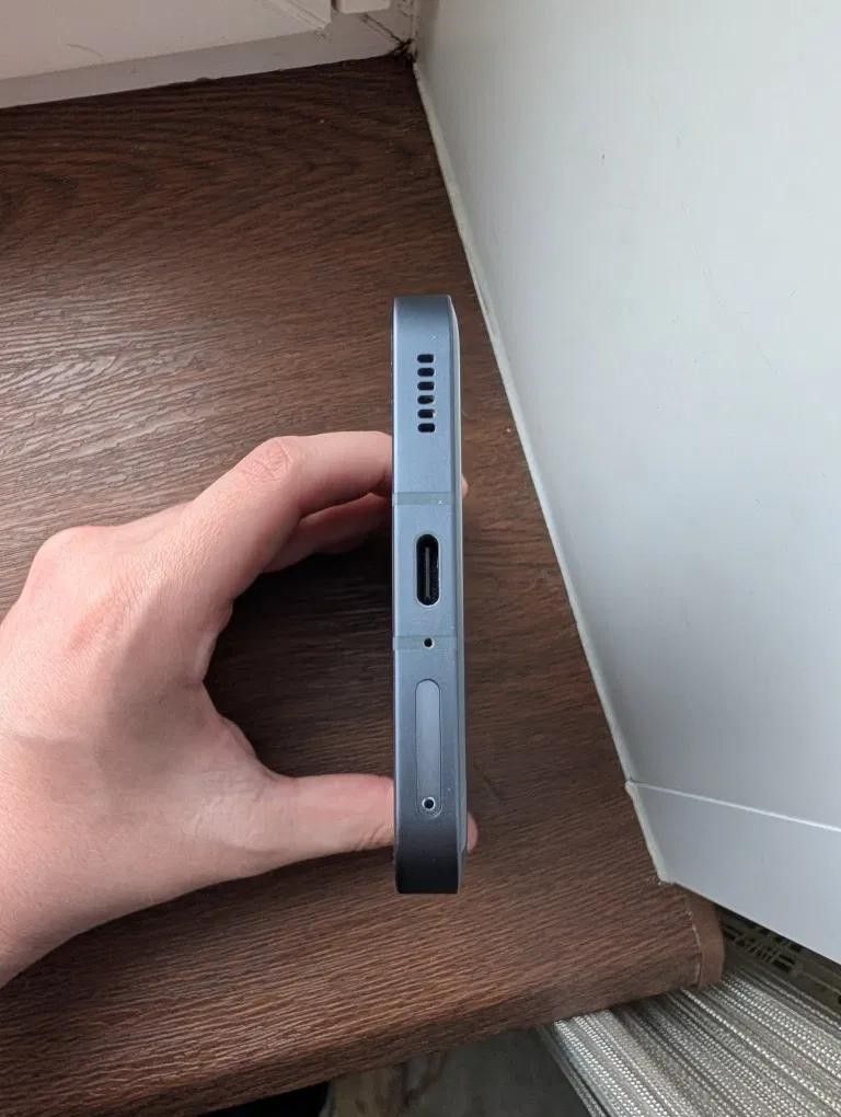 Nothing Phone 2 12/256GB ремонт/запчастини Код:null. Изображение 4