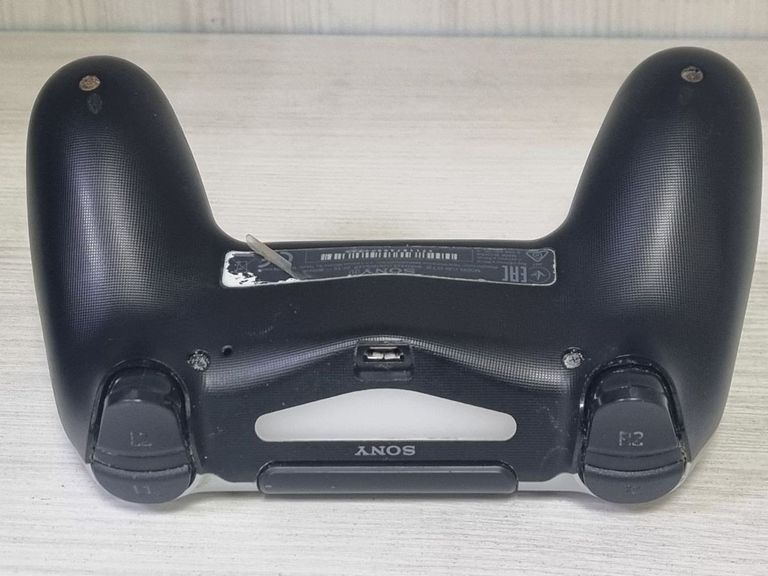 Sony dualshock 4 v2 Код:01-200885061. Изображение 8
