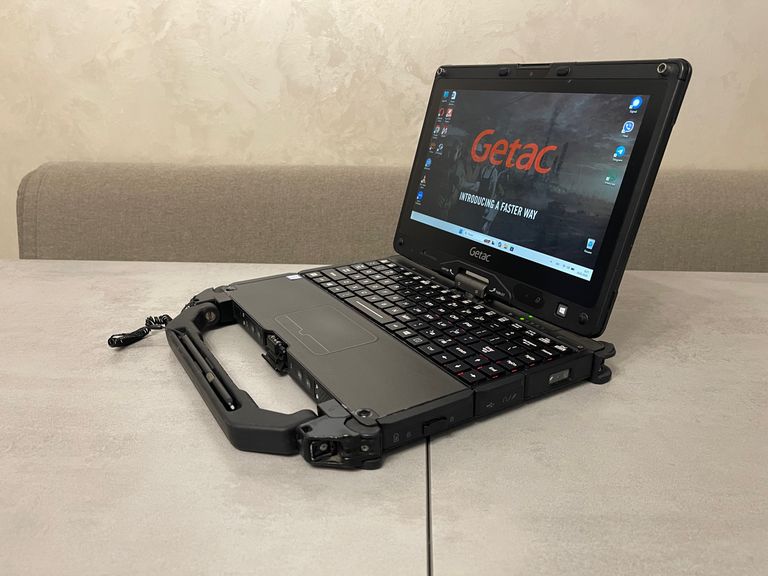 Оголошення Захищений ноутбук-трансформер Getac V110 G3, 11.6", i5-6300U, 16GB, 128GB, Com-порт Б/У